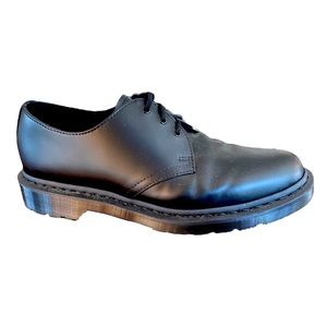 DR. MARTENS MATTE BLACK DRESS SHOE